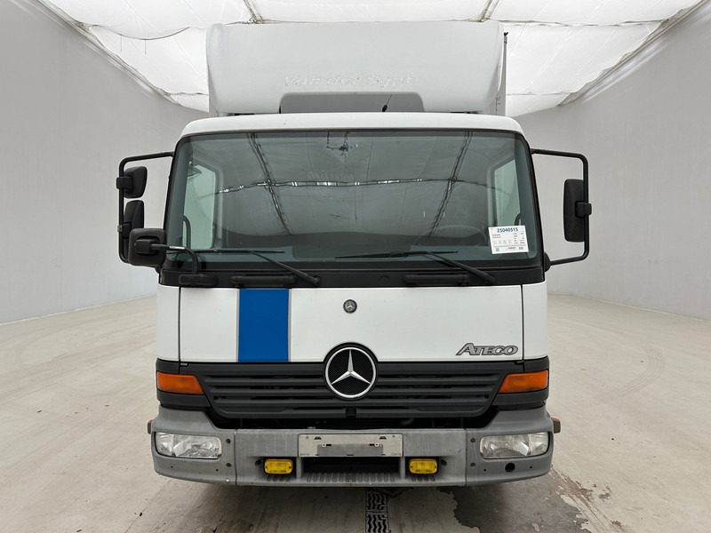 Mercedes-Benz Atego 815 - Грузовик с закрытым кузовом: фото 2 Mercedes-Benz Atego 815 - Грузовик с закрытым кузовом: фото 2