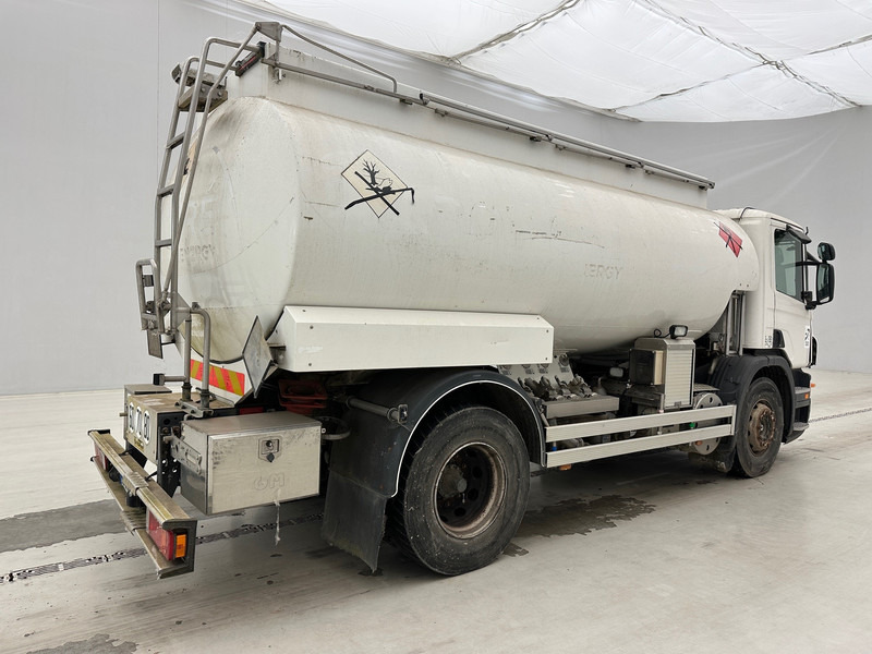 Scania P230* - Грузовик-цистерна: фото 4 Scania P230* - Грузовик-цистерна: фото 4