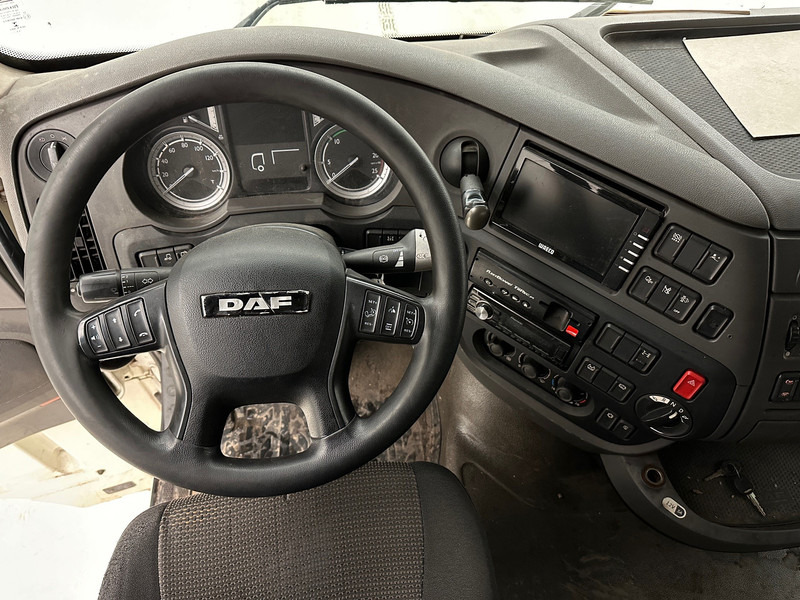 Тягач DAF XF 460 Super Space Cab: фото 10 Тягач DAF XF 460 Super Space Cab: фото 10