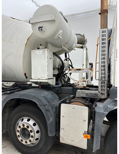 Volvo FMX 410 - 8x4 - Автобетоносмеситель: фото 4 Volvo FMX 410 - 8x4 - Автобетоносмеситель: фото 4
