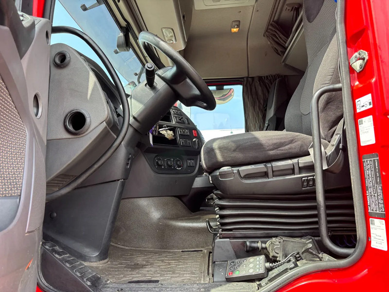 DAF XF 510 Spacecab Retarder Euro 6 - Тягач: фото 5 DAF XF 510 Spacecab Retarder Euro 6 - Тягач: фото 5