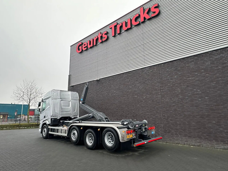 DAF XF 530 8X2 TRIPLE VDL S-30-6700 HAAKARMSYSTEEM/ABROLLKIPPER/HOOKLIFT/NIEUW/NEW - Крюковой мультилифт: фото 3 DAF XF 530 8X2 TRIPLE VDL S-30-6700 HAAKARMSYSTEEM/ABROLLKIPPER/HOOKLIFT/NIEUW/NEW - Крюковой мультилифт: фото 3