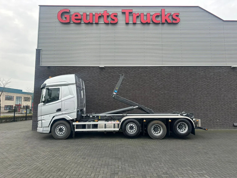 DAF XF 530 8X2 TRIPLE VDL S-30-6700 HAAKARMSYSTEEM/ABROLLKIPPER/HOOKLIFT/NIEUW/NEW - Крюковой мультилифт: фото 1 DAF XF 530 8X2 TRIPLE VDL S-30-6700 HAAKARMSYSTEEM/ABROLLKIPPER/HOOKLIFT/NIEUW/NEW - Крюковой мультилифт: фото 1