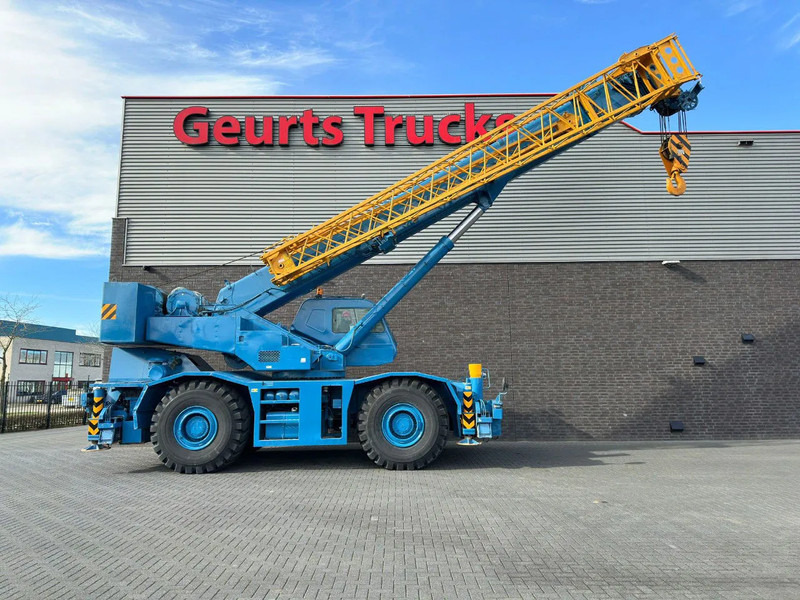 Tadano GR-700E-1-00211 + JIB ROUGH TERRAIN CRANE/RT CRANE - Короткобазный кран: фото 4 Tadano GR-700E-1-00211 + JIB ROUGH TERRAIN CRANE/RT CRANE - Короткобазный кран: фото 4