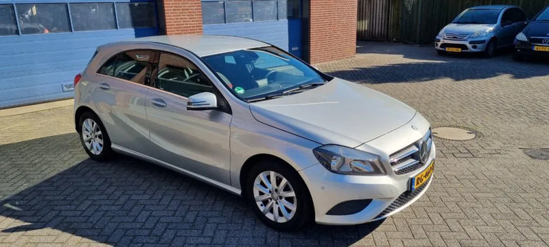 Mercedes-Benz A-Klasse 180 automaat.. 180 automaat - Хэтчбек: фото 5 Mercedes-Benz A-Klasse 180 automaat.. 180 automaat - Хэтчбек: фото 5
