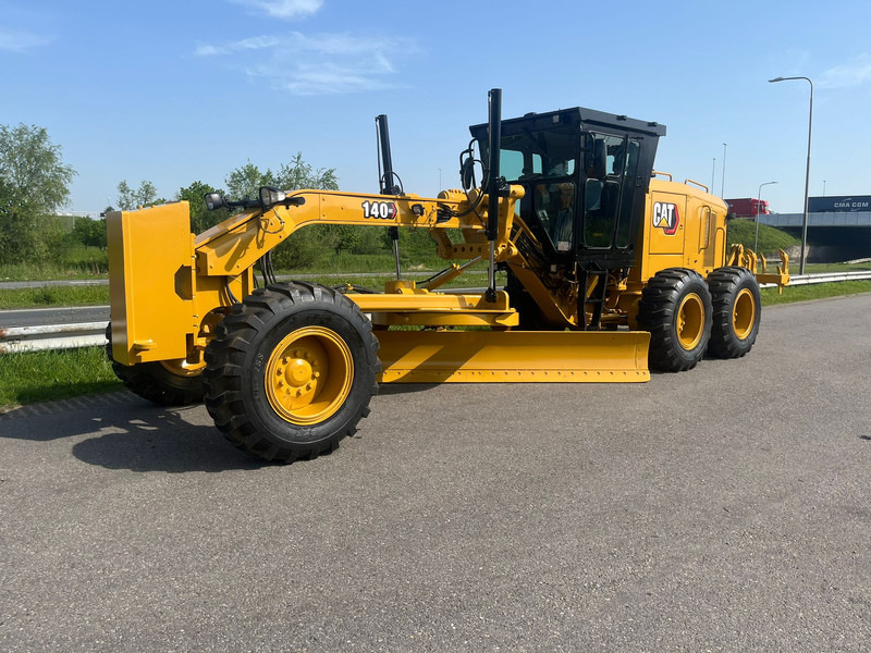 Caterpillar 140GC - Push block / Ripper / New Tires - Грейдер: фото 3 Caterpillar 140GC - Push block / Ripper / New Tires - Грейдер: фото 3
