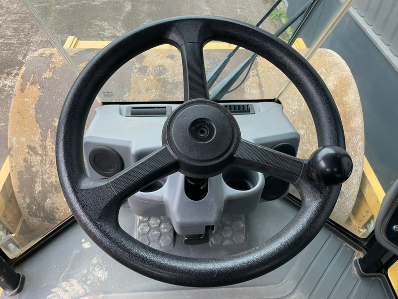 Каток Caterpillar CS66B: фото 20