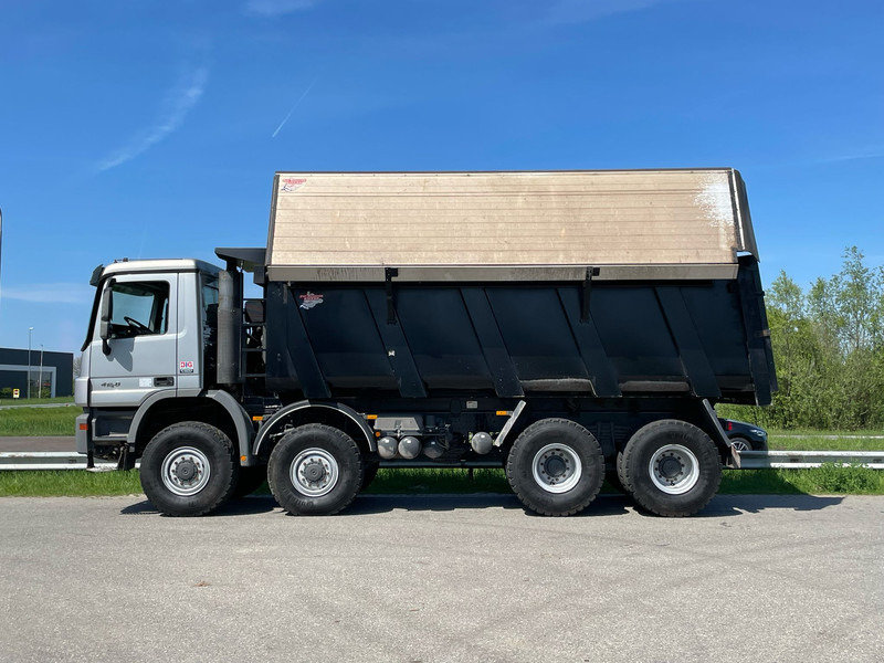 MERCEDESBENZ Actros 4150 V8 - Самосвал: фото 4 MERCEDESBENZ Actros 4150 V8 - Самосвал: фото 4