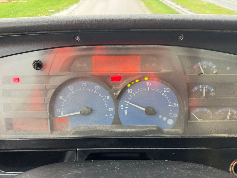 Самосвал Renault Kerax 320.26 dCI 6x4 Kipper: фото 19 Самосвал Renault Kerax 320.26 dCI 6x4 Kipper: фото 19