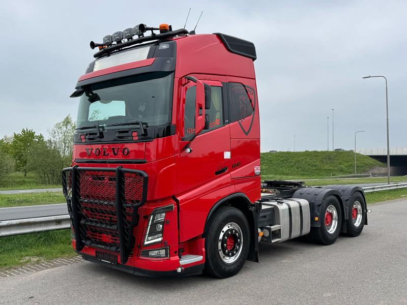 Volvo FH16 650 6x4 - Тягач: фото 1 Volvo FH16 650 6x4 - Тягач: фото 1