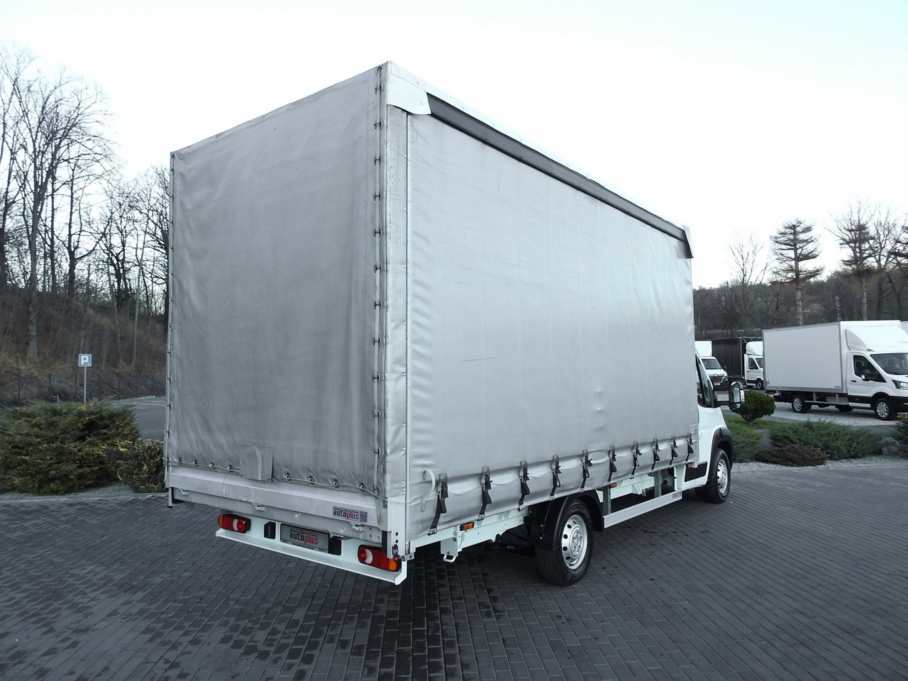 CITROEN JUMPER TARPAULIN 10 PALLETS CRUISE CONTROL AIR CONDITIONING LED LIGHTS PNEUMATICS 165HP - Тентованный фургон: фото 3 CITROEN JUMPER TARPAULIN 10 PALLETS CRUISE CONTROL AIR CONDITIONING LED LIGHTS PNEUMATICS 165HP - Тентованный фургон: фото 3
