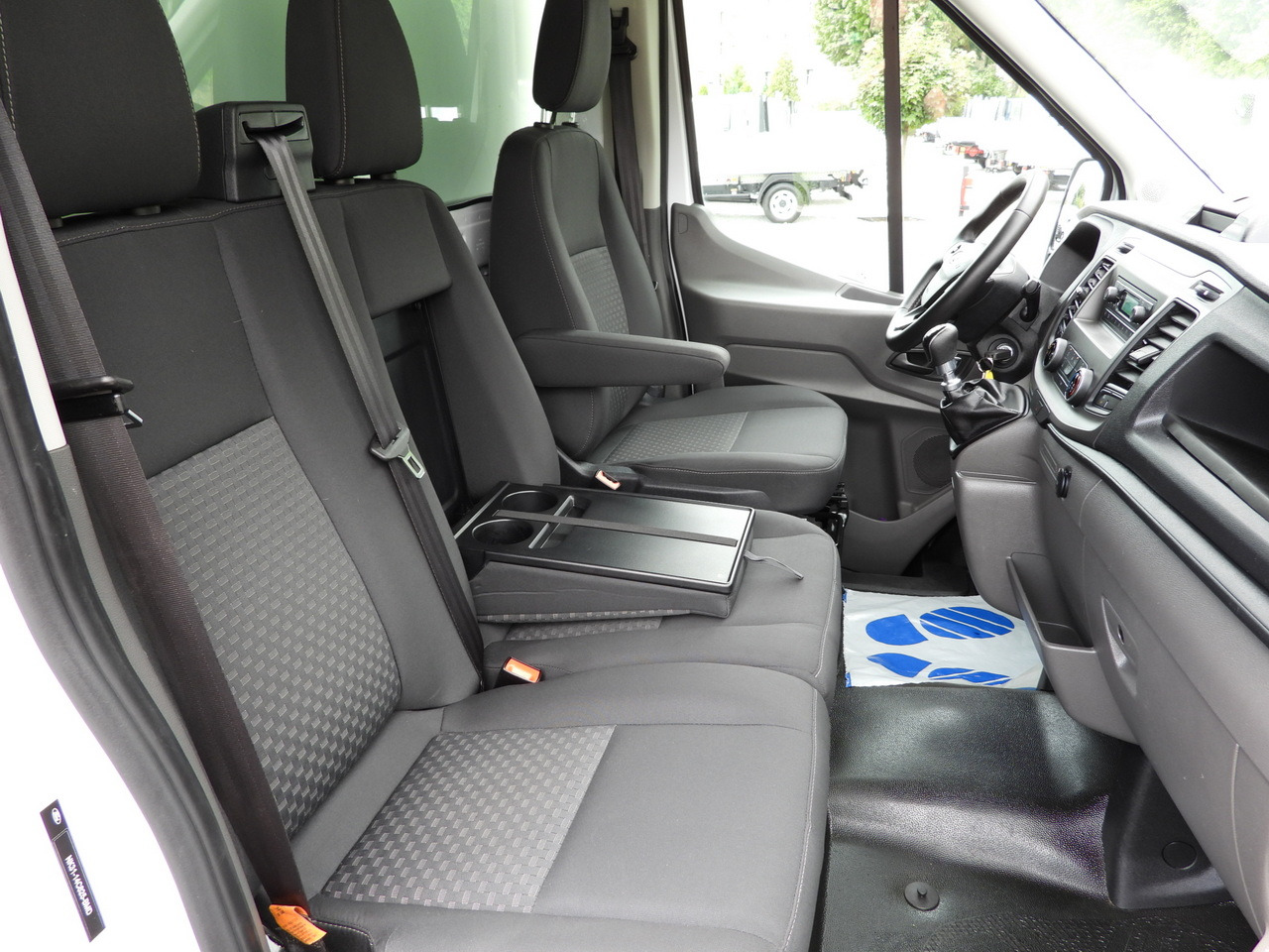 FORD TRANSIT BOX 8 PALLETS CRUISE CONTROL AIR CONDITIONING 130HP в лизинг FORD TRANSIT BOX 8 PALLETS CRUISE CONTROL AIR CONDITIONING 130HP: фото 41 FORD TRANSIT BOX 8 PALLETS CRUISE CONTROL AIR CONDITIONING 130HP в лизинг FORD TRANSIT BOX 8 PALLETS CRUISE CONTROL AIR CONDITIONING 130HP: фото 41