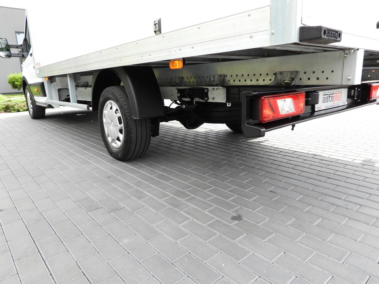 FORD TRANSIT BOX 8 PALLETS CRUISE CONTROL AIR CONDITIONING 130HP в лизинг FORD TRANSIT BOX 8 PALLETS CRUISE CONTROL AIR CONDITIONING 130HP: фото 16 FORD TRANSIT BOX 8 PALLETS CRUISE CONTROL AIR CONDITIONING 130HP в лизинг FORD TRANSIT BOX 8 PALLETS CRUISE CONTROL AIR CONDITIONING 130HP: фото 16