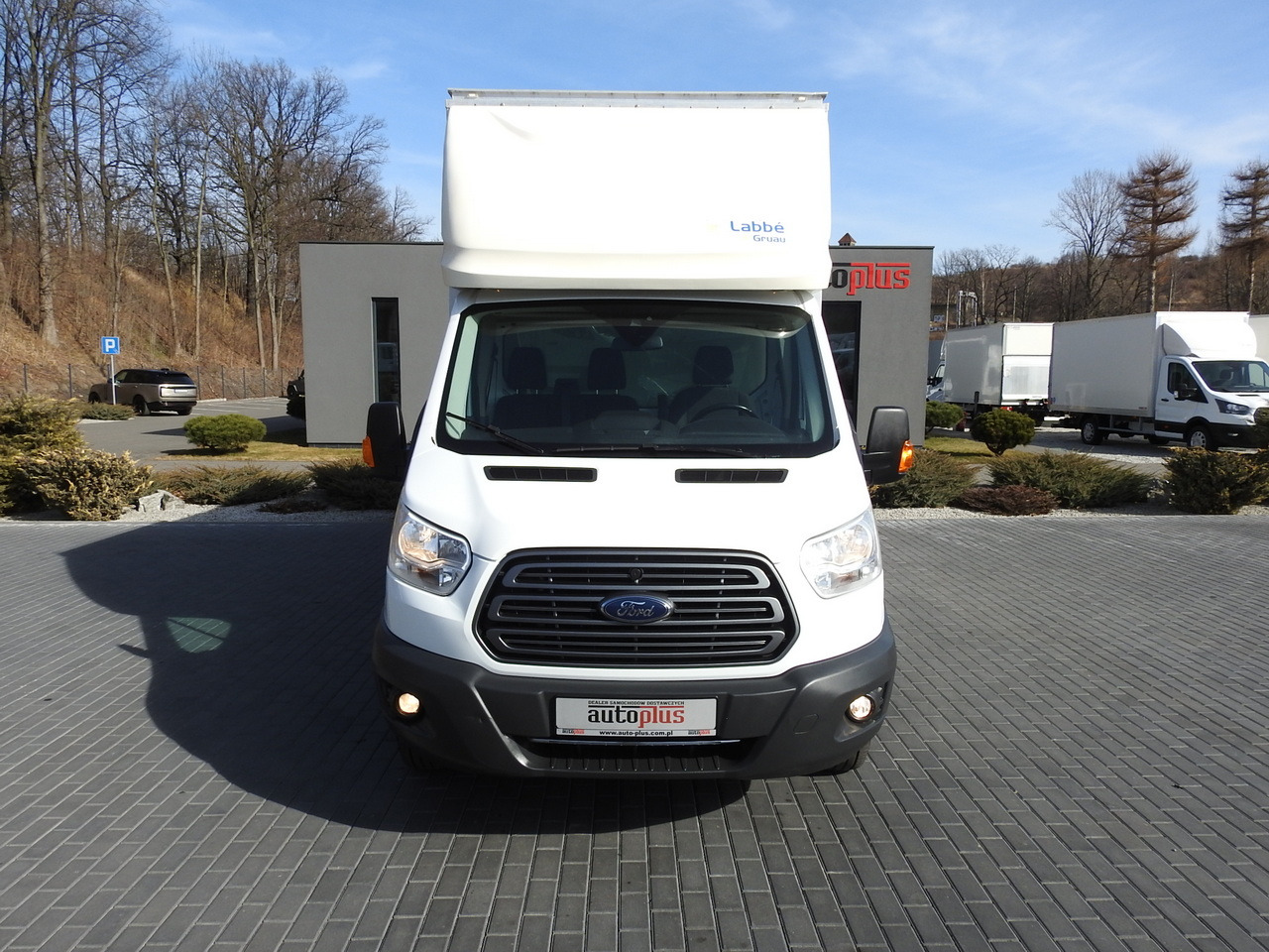 FORD TRANSIT  BOX LIFT 8 PALLETS CRUISE CONTROL LED LIGHTS TWIN WHEELS AIR CONDITIONING  170HP - Фургон с закрытым кузовом: фото 5 FORD TRANSIT  BOX LIFT 8 PALLETS CRUISE CONTROL LED LIGHTS TWIN WHEELS AIR CONDITIONING  170HP - Фургон с закрытым кузовом: фото 5