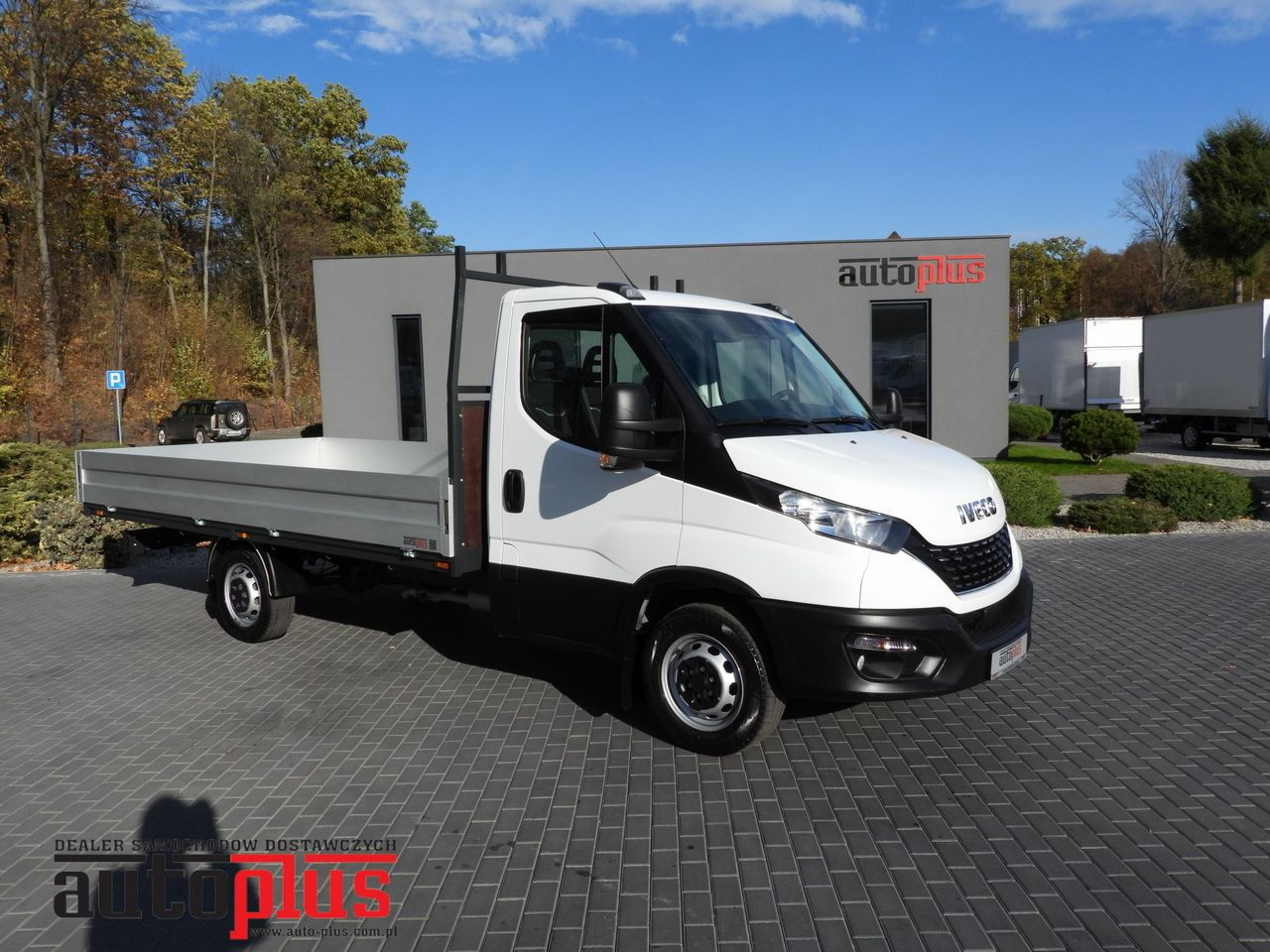 IVECO DAILY 35S14 STAKE BODY 8 PALLETS CRUISE CONTROL AIR CONDITIONING  140HP - Малотоннажный бортовой грузовик: фото 1 IVECO DAILY 35S14 STAKE BODY 8 PALLETS CRUISE CONTROL AIR CONDITIONING  140HP - Малотоннажный бортовой грузовик: фото 1