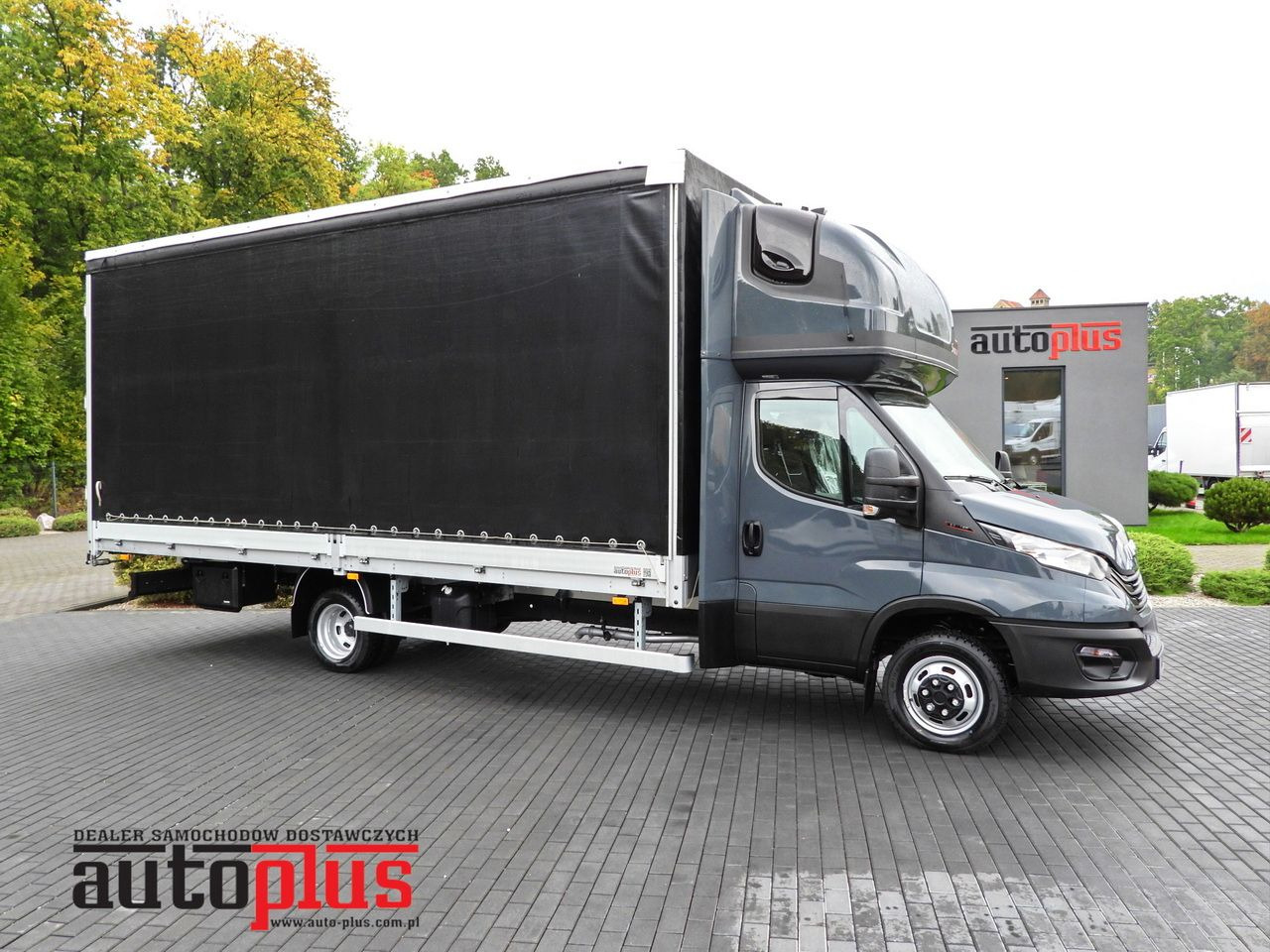IVECO DAILY 50C18 TARPAULIN 14 PALLETS WEBASTO CRUISE CONTROL PNEUMATICS TWIN WHEELS AIR CONDITIONING 180HP - Тентованный фургон: фото 1 IVECO DAILY 50C18 TARPAULIN 14 PALLETS WEBASTO CRUISE CONTROL PNEUMATICS TWIN WHEELS AIR CONDITIONING 180HP - Тентованный фургон: фото 1