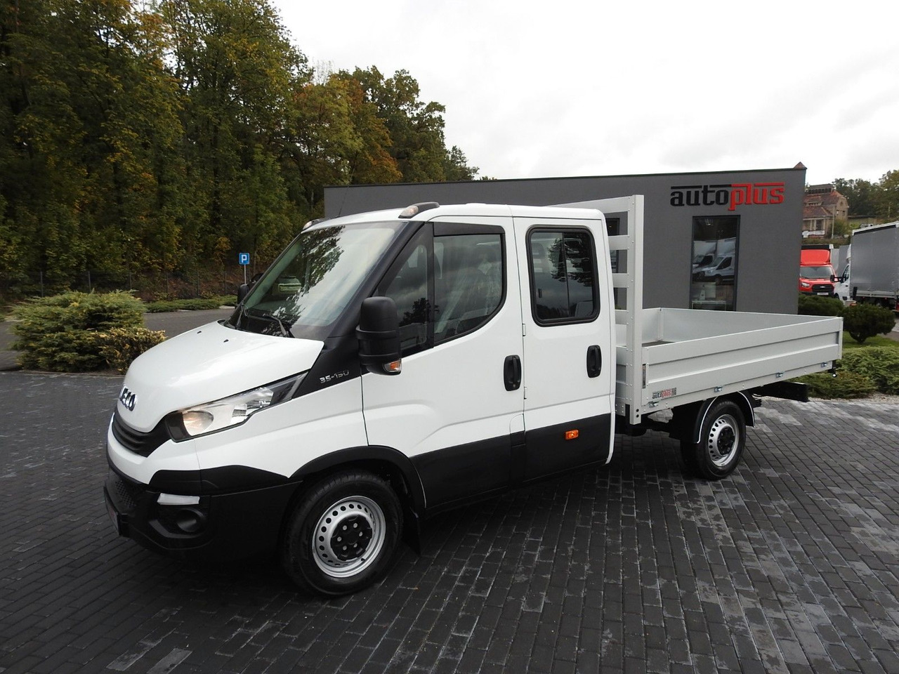 Малотоннажный бортовой грузовик, Грузопассажирский фургон Iveco DAILY 35S15 PRITSCHE DOPPELKABINE DOKA 7 SITZE: фото 18