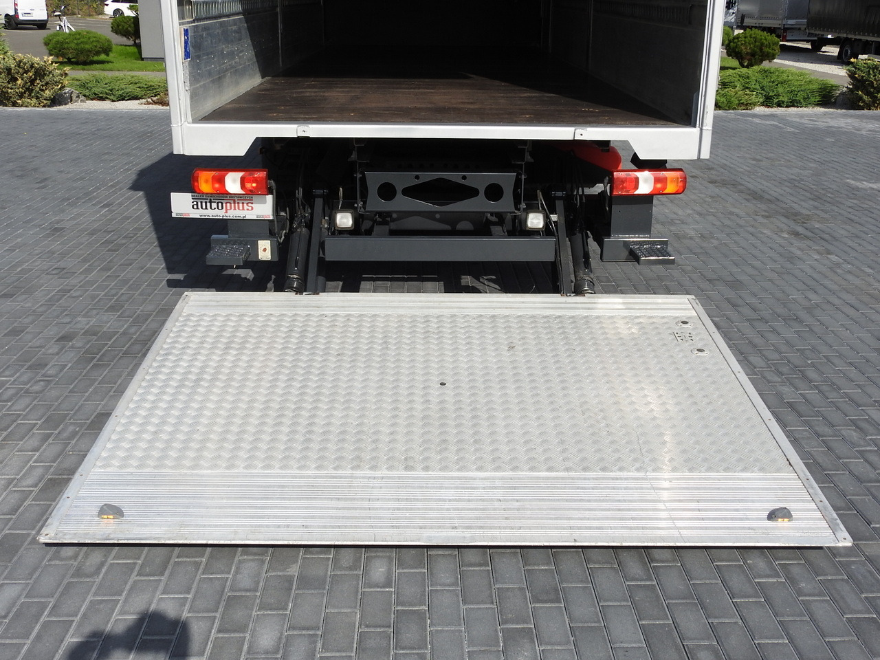 Тентованный фургон MERCEDES ATEGO 1221 TARPAULIN LIFT 16 PALLETS WEBASTO AIR CONDITIONING PNEUMATICS TWIN WHEELS  230HP: фото 29