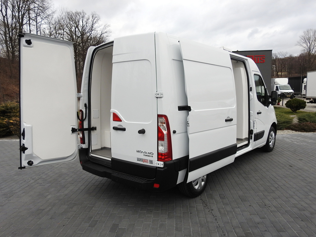 OPEL MOVANO REFRIGERATOR VAN 0*C CRUISE CONTROL NAVIGATION AIR CONDITIONING LED LIGHTS 150HP - Фургон-рефрижератор: фото 3 OPEL MOVANO REFRIGERATOR VAN 0*C CRUISE CONTROL NAVIGATION AIR CONDITIONING LED LIGHTS 150HP - Фургон-рефрижератор: фото 3