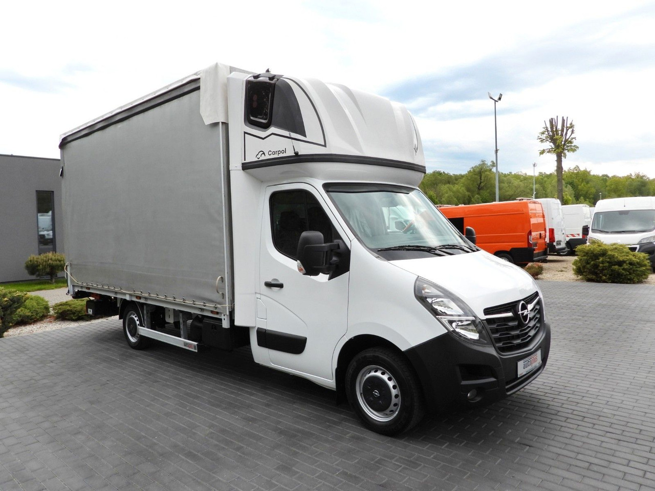 Opel MOVANO PRITSCHE PLANE AUFZUG 9 PALETTEN WEBASTO - Тентованный фургон: фото 4 Opel MOVANO PRITSCHE PLANE AUFZUG 9 PALETTEN WEBASTO - Тентованный фургон: фото 4