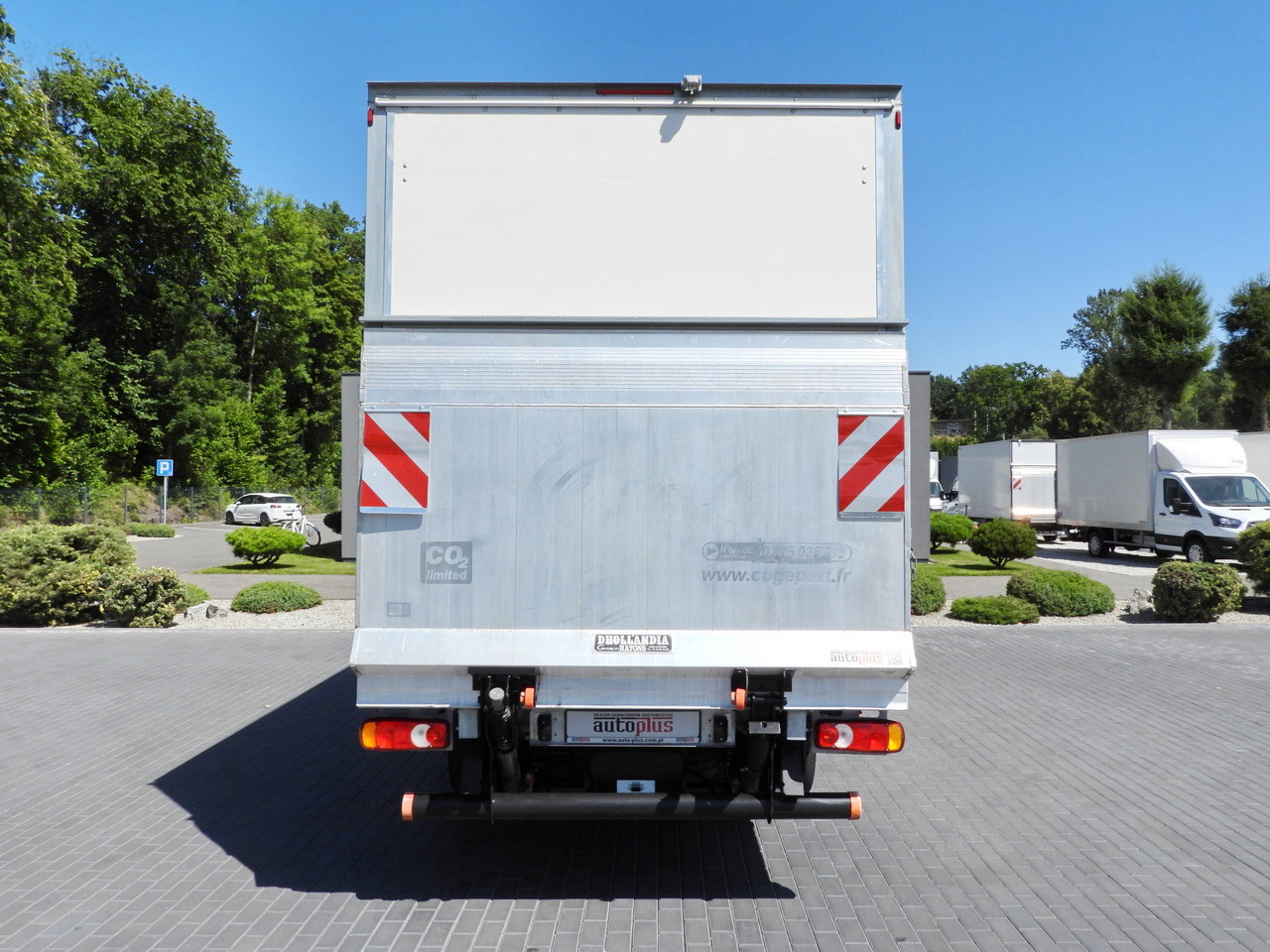 Фургон с закрытым кузовом PEUGEOT BOXER BOX LIFT 8 PALLETS CRUISE CONTROL AIR CONDITIONING  130HP: фото 10