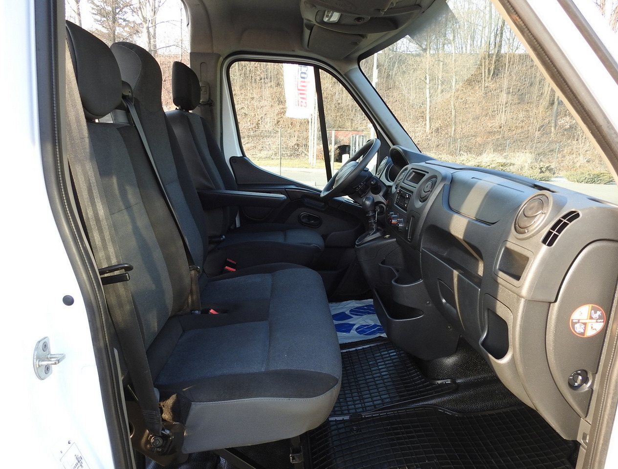 Цельнометаллический фургон RENAULT MASTER BOX DELIVERY VAN 7 SEATS CRUISE CONTROL AIR CONDITIONING 130HP: фото 30 Цельнометаллический фургон RENAULT MASTER BOX DELIVERY VAN 7 SEATS CRUISE CONTROL AIR CONDITIONING 130HP: фото 30