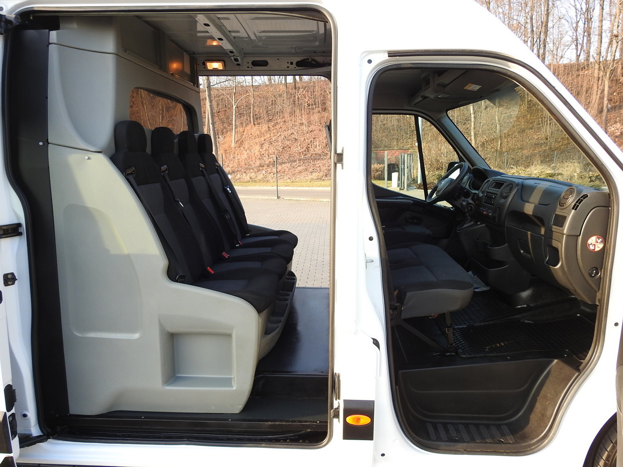 Цельнометаллический фургон RENAULT MASTER BOX DELIVERY VAN 7 SEATS CRUISE CONTROL AIR CONDITIONING 130HP: фото 34 Цельнометаллический фургон RENAULT MASTER BOX DELIVERY VAN 7 SEATS CRUISE CONTROL AIR CONDITIONING 130HP: фото 34