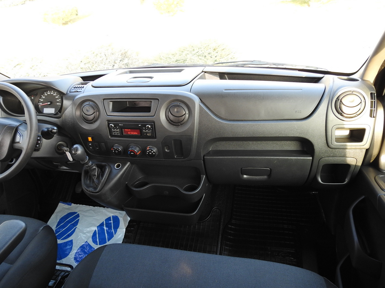 Цельнометаллический фургон RENAULT MASTER BOX DELIVERY VAN 7 SEATS CRUISE CONTROL AIR CONDITIONING 130HP: фото 27 Цельнометаллический фургон RENAULT MASTER BOX DELIVERY VAN 7 SEATS CRUISE CONTROL AIR CONDITIONING 130HP: фото 27