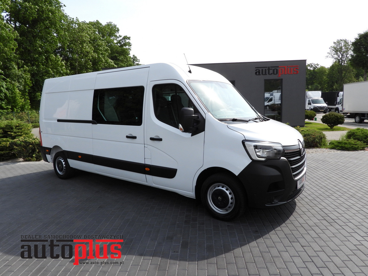 RENAULT MASTER BOX DELIVERY VAN 7 SEATS CRUISE CONTROL NAVIGATION LED LIGHTS AIR CONDITIONING 140HP - Цельнометаллический фургон: фото 1 RENAULT MASTER BOX DELIVERY VAN 7 SEATS CRUISE CONTROL NAVIGATION LED LIGHTS AIR CONDITIONING 140HP - Цельнометаллический фургон: фото 1