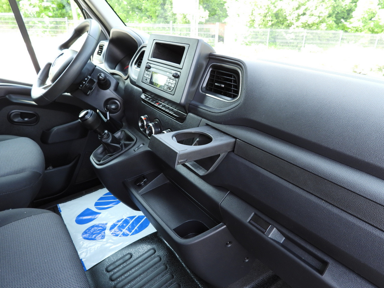 Фургон с закрытым кузовом RENAULT MASTER  BOX LIFT 8 PALLETS CRUISE CONTROL LED LIGHTS AIR CONDITIONING  165HP: фото 39