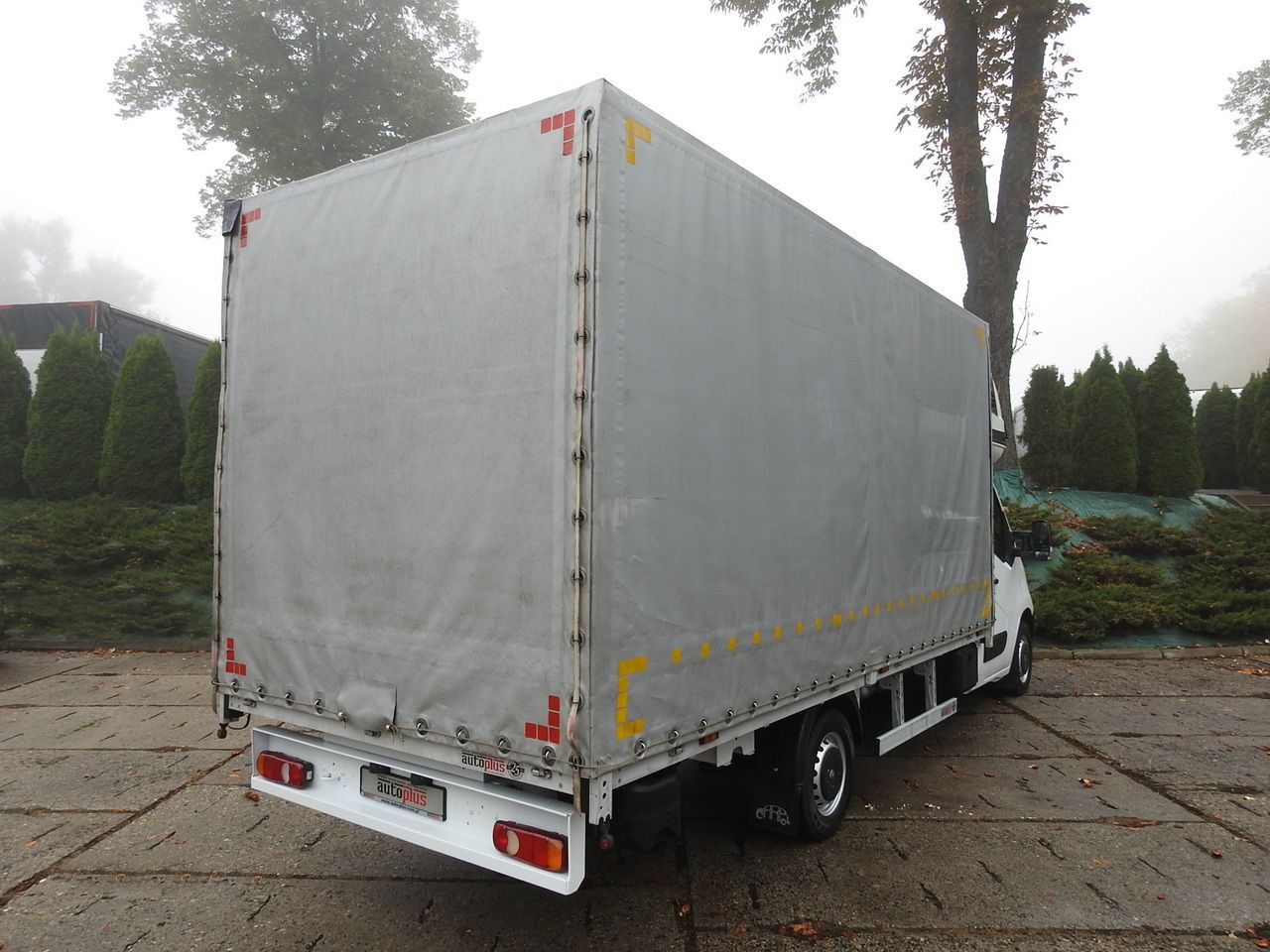 RENAULT MASTER - Тентованный фургон: фото 3 RENAULT MASTER - Тентованный фургон: фото 3