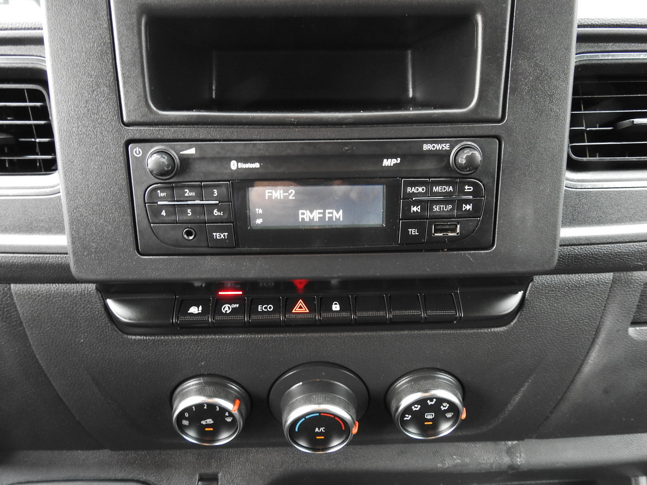 Тентованный фургон RENAULT MASTER TARPAULIN 10 PALLETS WEBASTO CRUISE CONTROL AIR CONDITIONING LED LIGHTS PNEUMATICS  165HP: фото 40