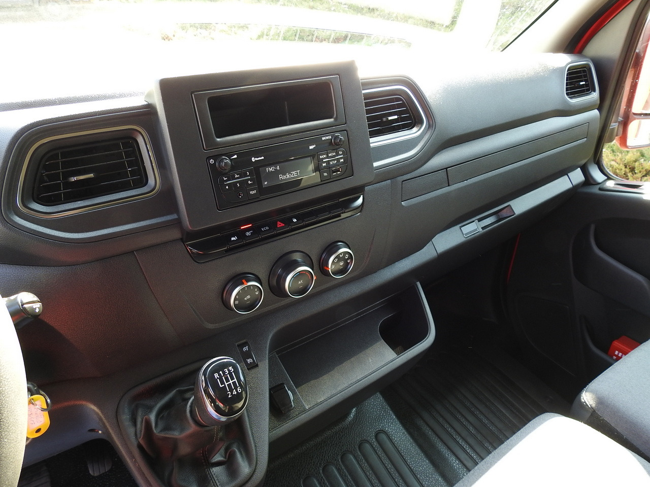 Тентованный фургон RENAULT MASTER TARPAULIN 10 PALLETS WEBASTO CRUISE CONTROL AIR CONDITIONING LED LIGHTS PNEUMATICS  165HP: фото 39