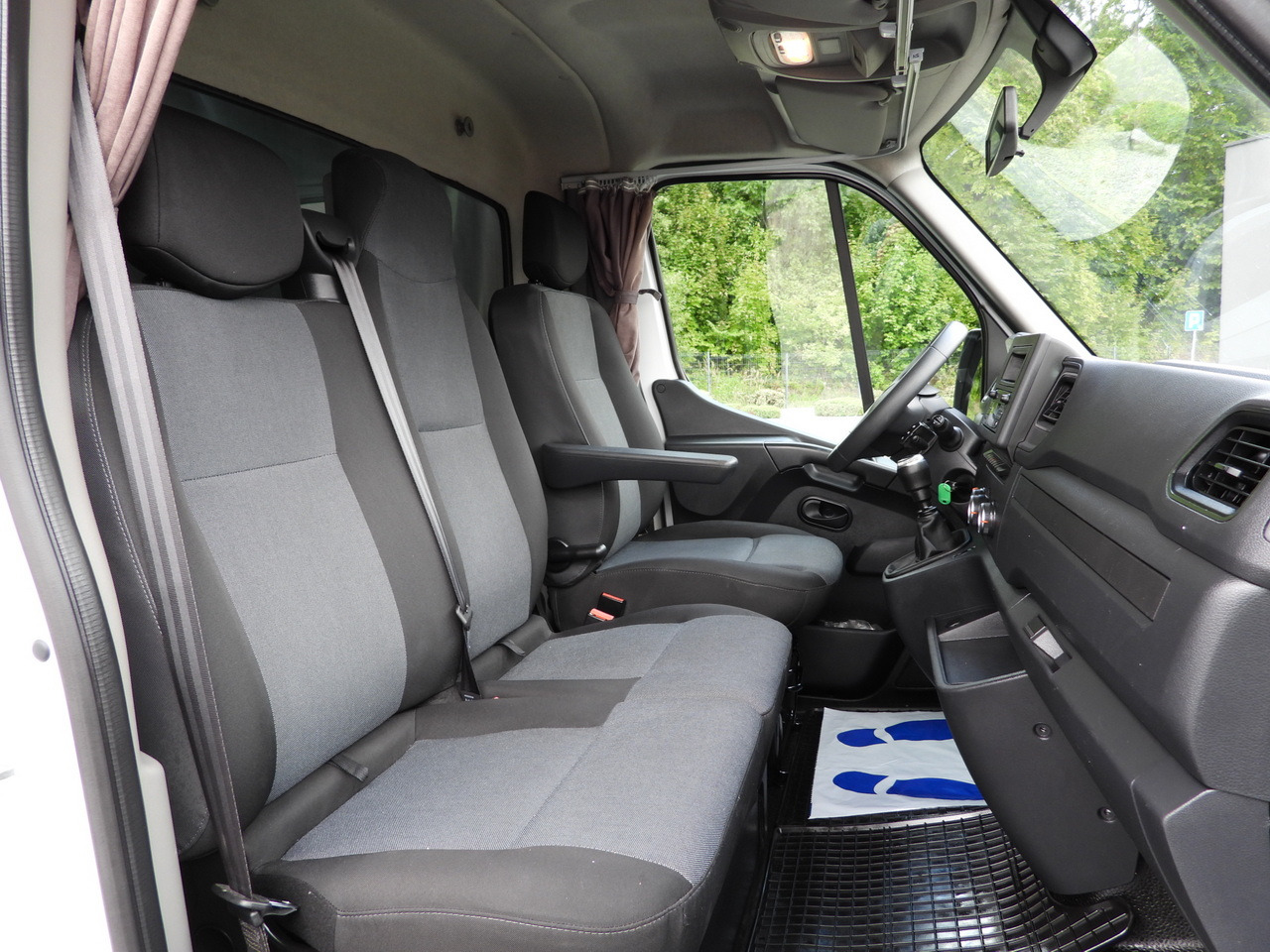 RENAULT MASTER TARPAULIN 10 PALLETS WEBASTO CRUISE CONTROL LED LIGHTS PNEUMATICS AIR CONDITIONING  165HP в лизинг RENAULT MASTER TARPAULIN 10 PALLETS WEBASTO CRUISE CONTROL LED LIGHTS PNEUMATICS AIR CONDITIONING  165HP: фото 37