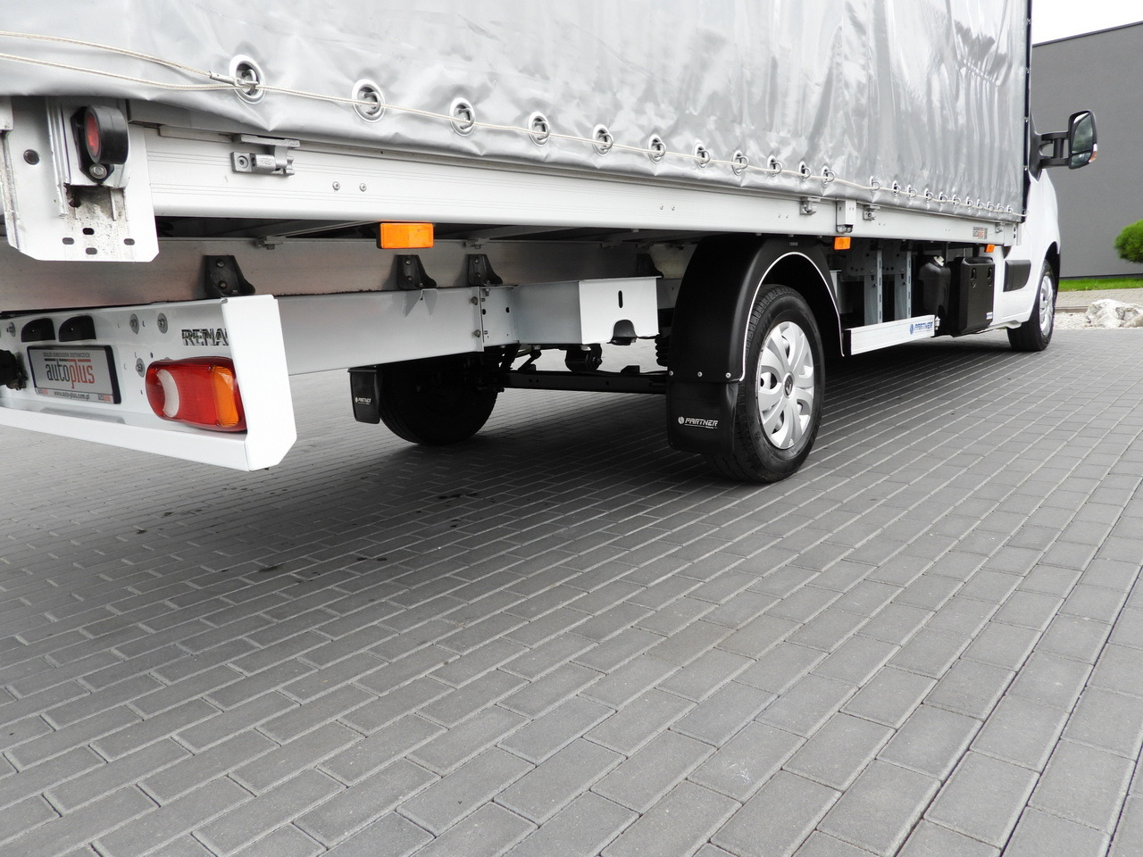 RENAULT MASTER TARPAULIN 10 PALLETS WEBASTO CRUISE CONTROL LED LIGHTS PNEUMATICS AIR CONDITIONING  165HP в лизинг RENAULT MASTER TARPAULIN 10 PALLETS WEBASTO CRUISE CONTROL LED LIGHTS PNEUMATICS AIR CONDITIONING  165HP: фото 17