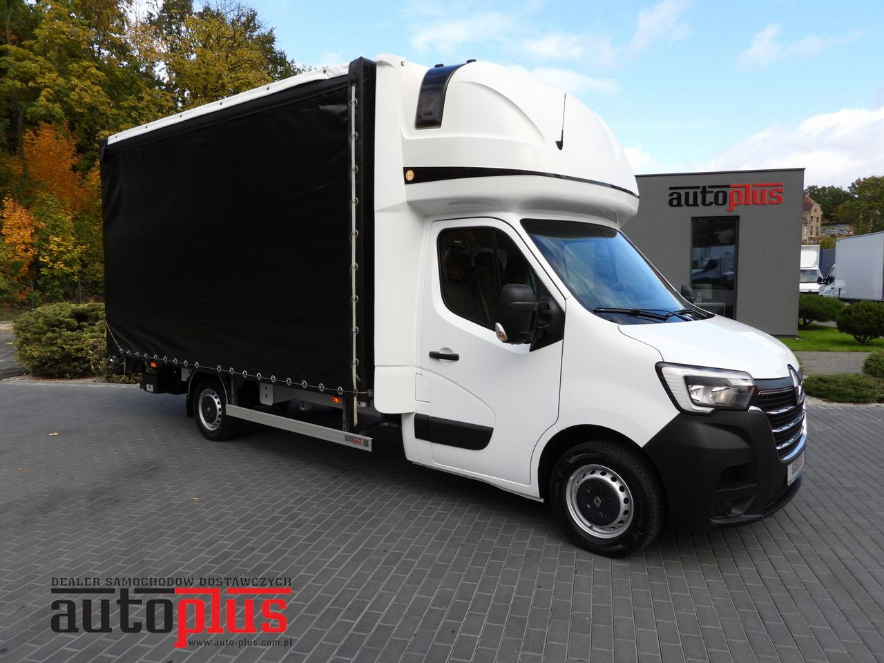 RENAULT MASTER TARPAULIN LIFT 10 PALLETS CRUISE CONTROL LED LIGHTS AIR CONDITIONING 165HP - Тентованный фургон: фото 1 RENAULT MASTER TARPAULIN LIFT 10 PALLETS CRUISE CONTROL LED LIGHTS AIR CONDITIONING 165HP - Тентованный фургон: фото 1