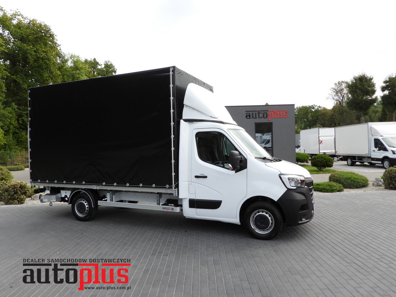 RENAULT MASTER TARPAULIN LIFT 8 PALLETS CRUISE CONTROL LED LIGHTS AIR CONDITIONING 145HP - Тентованный фургон: фото 1 RENAULT MASTER TARPAULIN LIFT 8 PALLETS CRUISE CONTROL LED LIGHTS AIR CONDITIONING 145HP - Тентованный фургон: фото 1