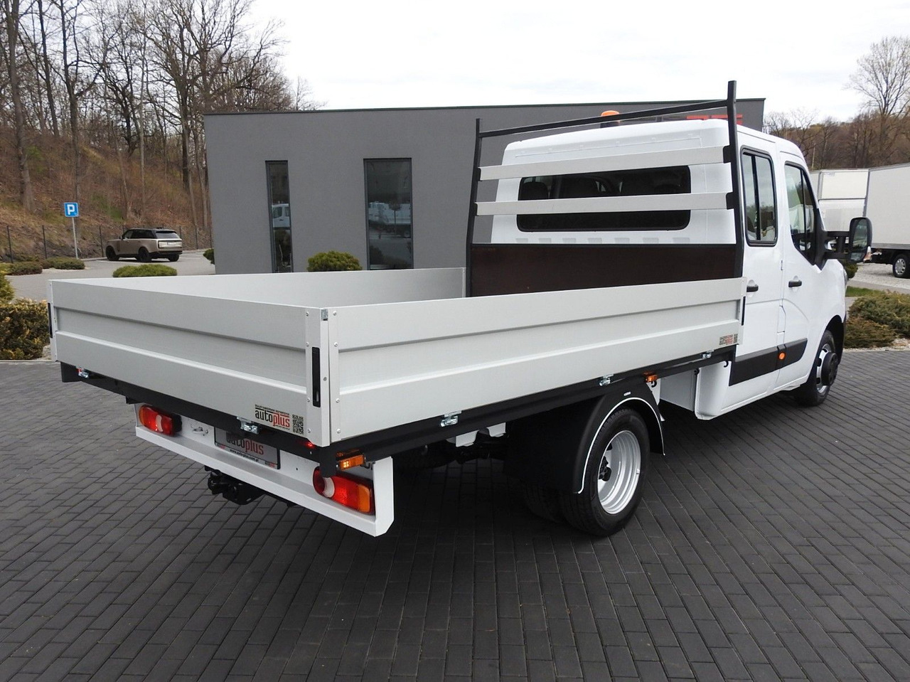 Renault MASTER PRITSCHE DOPPELKABINE DOKA 7 SITZE A/C - Малотоннажный бортовой грузовик, Грузопассажирский фургон: фото 2 Renault MASTER PRITSCHE DOPPELKABINE DOKA 7 SITZE A/C - Малотоннажный бортовой грузовик, Грузопассажирский фургон: фото 2