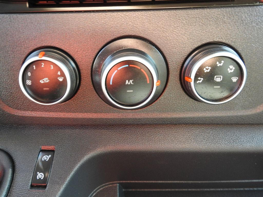 Тентованный фургон Renault MASTER PRITSCHE PLANE 10 PALETTEN WEBASTO: фото 26
