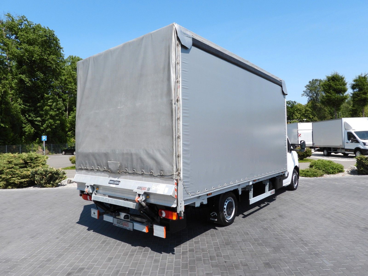 Renault MASTER PRITSCHE PLANE AUFZUG 10 PALETTEN WEBAST - Тентованный фургон: фото 3 Renault MASTER PRITSCHE PLANE AUFZUG 10 PALETTEN WEBAST - Тентованный фургон: фото 3