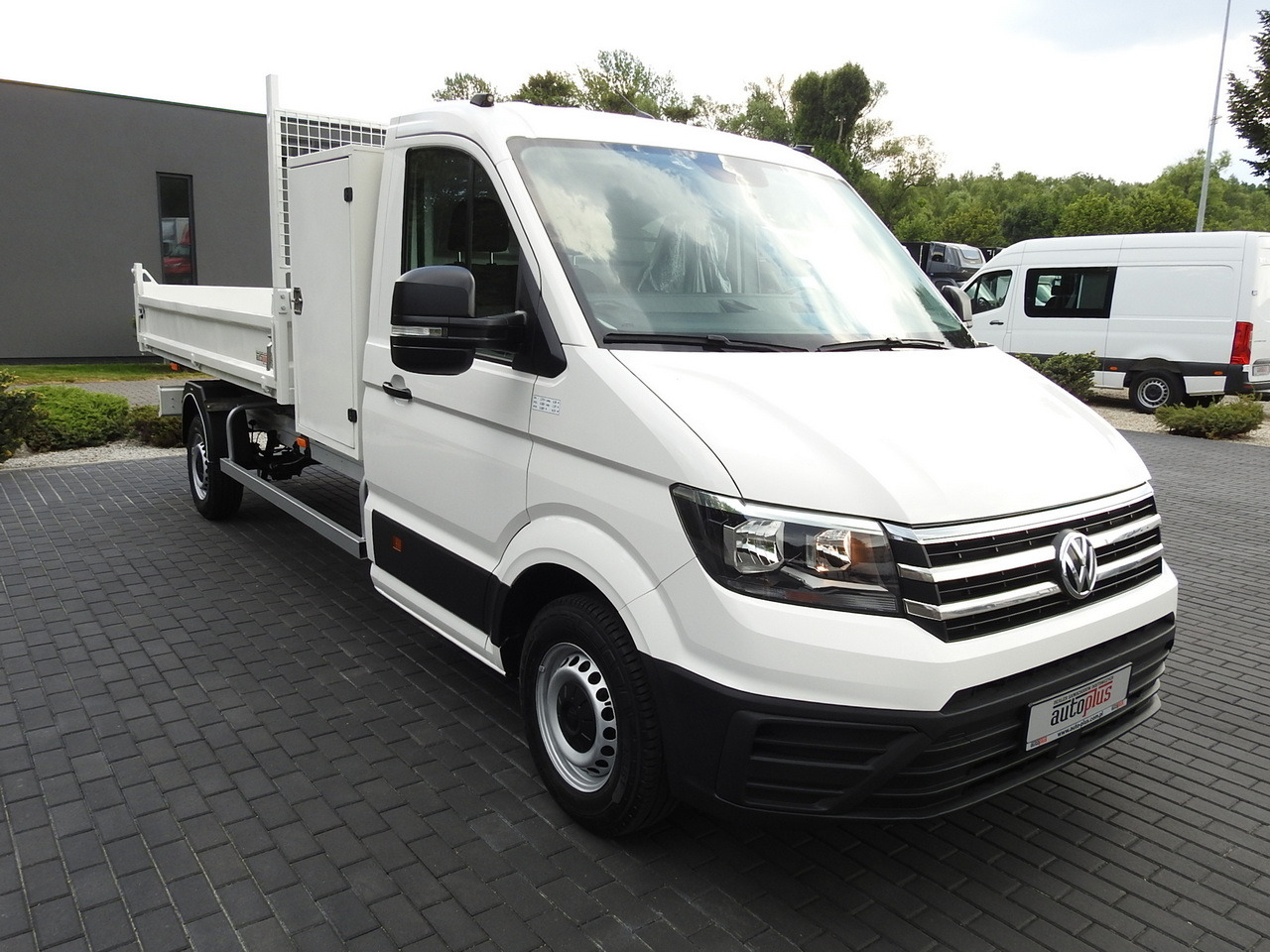 VOLKSWAGEN CRAFTER TIPPER CRUISE CONTROL 100HP - Малотоннажный самосвал: фото 4 VOLKSWAGEN CRAFTER TIPPER CRUISE CONTROL 100HP - Малотоннажный самосвал: фото 4