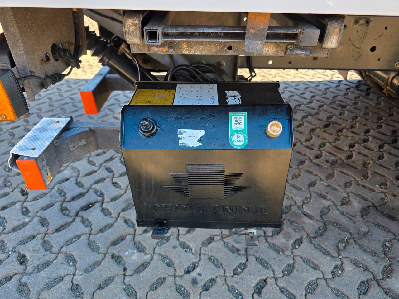 Грузовик с закрытым кузовом Iveco Eurocargo 120E28 / Ladebordwand: фото 21