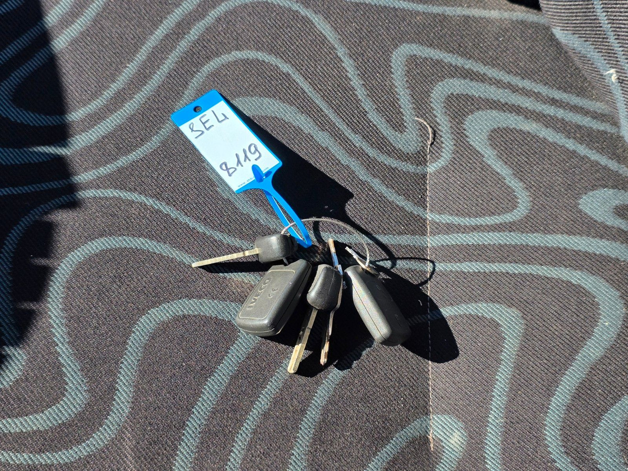 Грузовик с закрытым кузовом Iveco Eurocargo 120E28 / Ladebordwand: фото 42