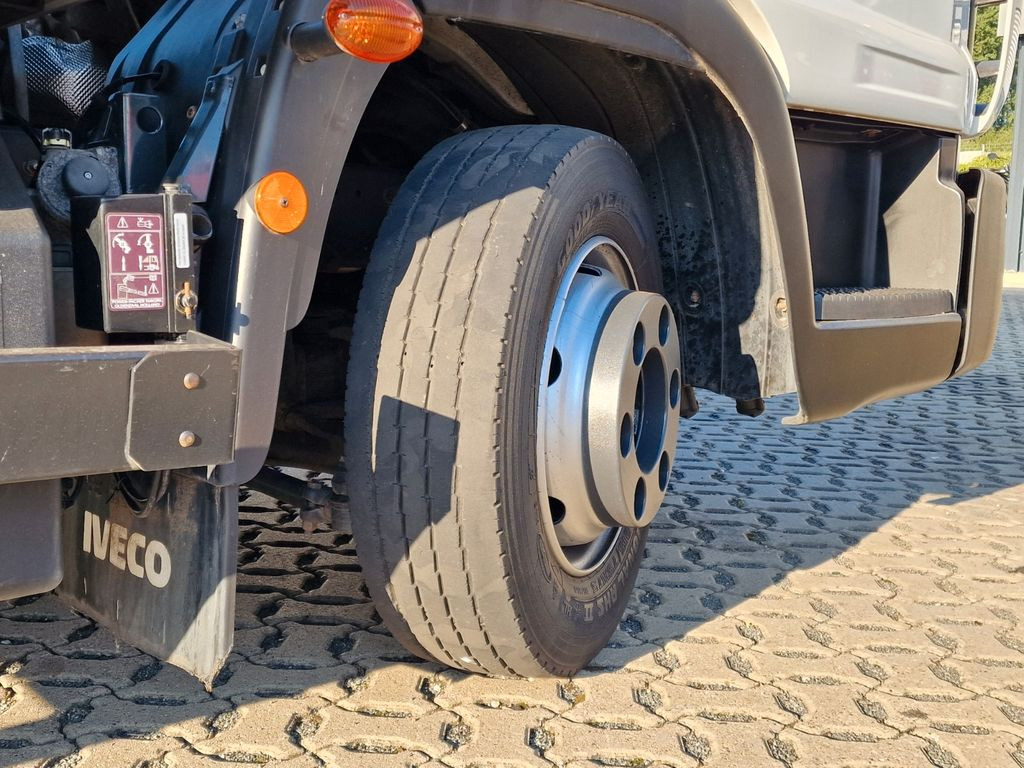 Грузовик с закрытым кузовом Iveco Eurocargo 75E16 / Ladebordwand Iveco Eurocargo 75E16 / Ladebordwand / wenig KM: фото 28