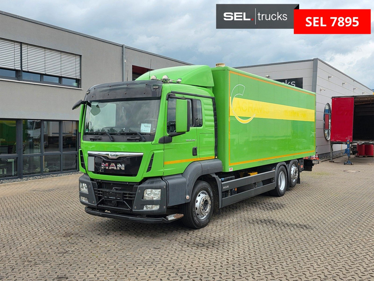 MAN TGS 26.400 6X2-4 LL / Ldbw / ADR AT / Lenkachse - Грузовик с закрытым кузовом: фото 1 MAN TGS 26.400 6X2-4 LL / Ldbw / ADR AT / Lenkachse - Грузовик с закрытым кузовом: фото 1