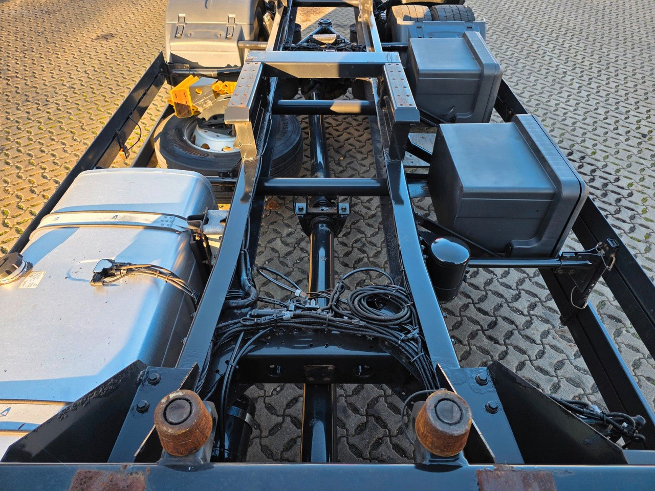 Грузовик-контейнеровоз/ Сменный кузов MAN TGX 18.460 4X2 LL / Standklimaanlage: фото 12