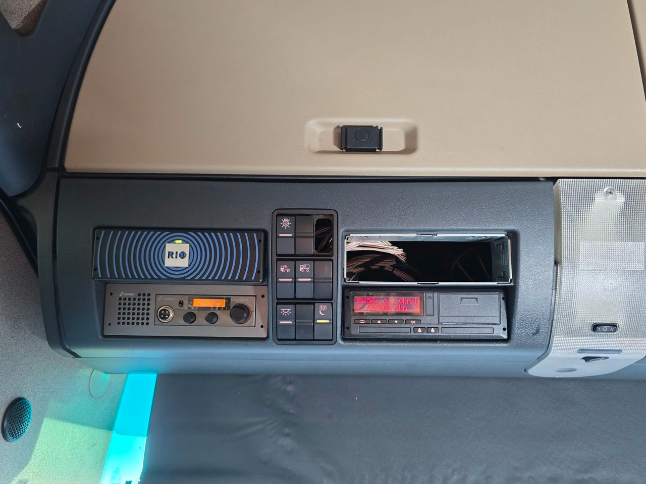 Грузовик-контейнеровоз/ Сменный кузов MAN TGX 18.460 4X2 LL / Standklimaanlage: фото 35