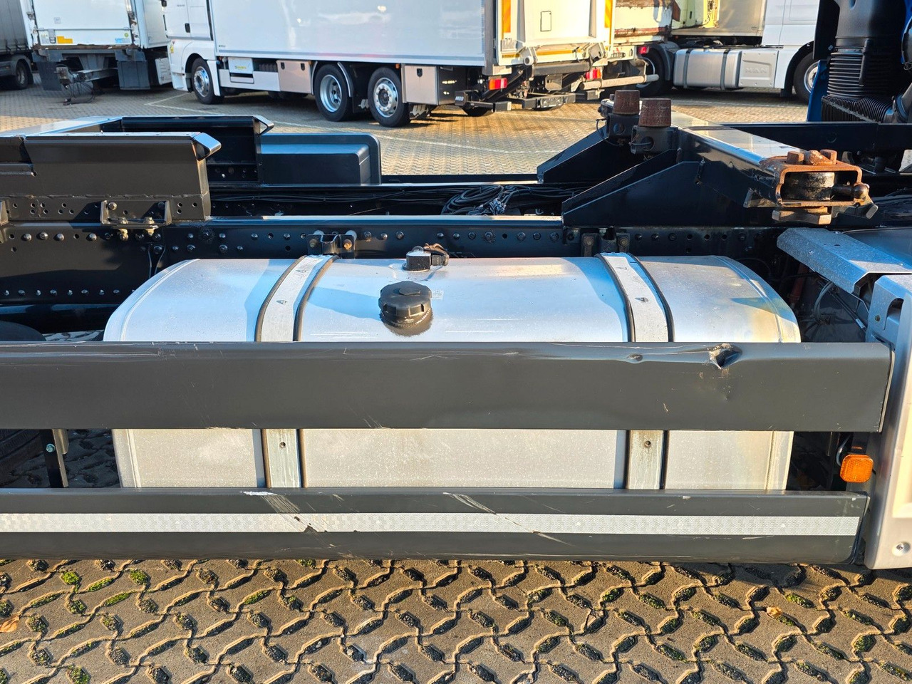 Грузовик-контейнеровоз/ Сменный кузов MAN TGX 18.460 4X2 LL / Standklimaanlage: фото 18