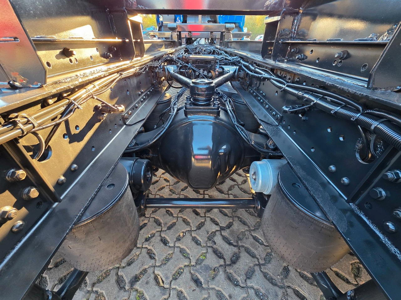 Грузовик-контейнеровоз/ Сменный кузов MAN TGX 18.460 4X2 LL / Standklimaanlage: фото 10