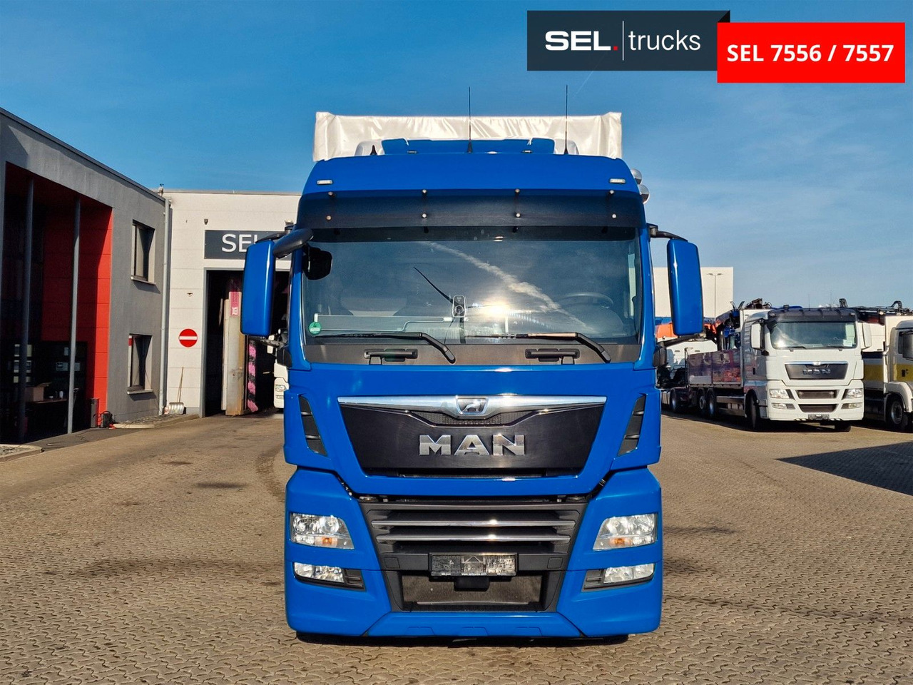 MAN TGX 18.500 4X2 LL-U /Intarder /Standklima /Xenon - Тентованный грузовик: фото 2 MAN TGX 18.500 4X2 LL-U /Intarder /Standklima /Xenon - Тентованный грузовик: фото 2